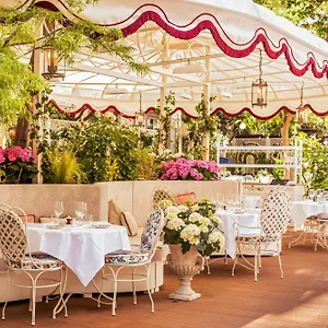 **** Hotel Renaissance Nobel Tour Eiffel Frankreich